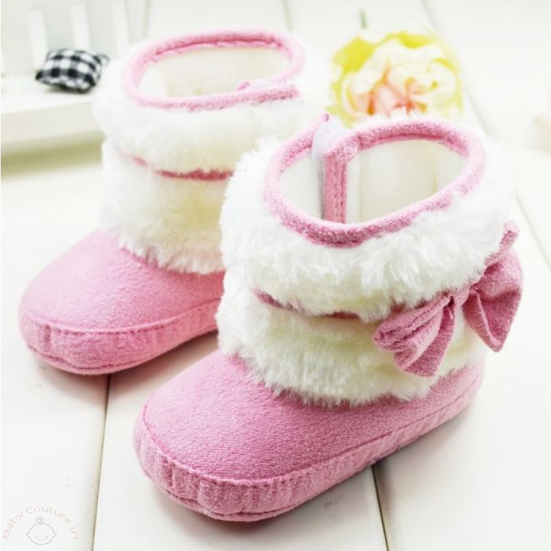 cute_pink_and_white_fur_boots_1