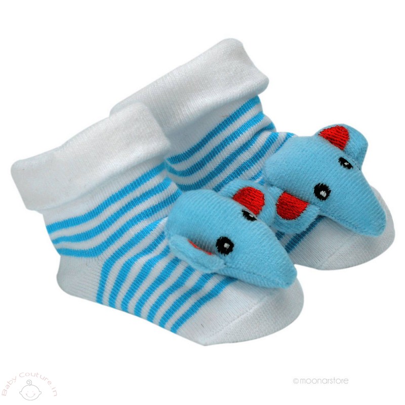 elephant_safari_blue_and_white_socks
