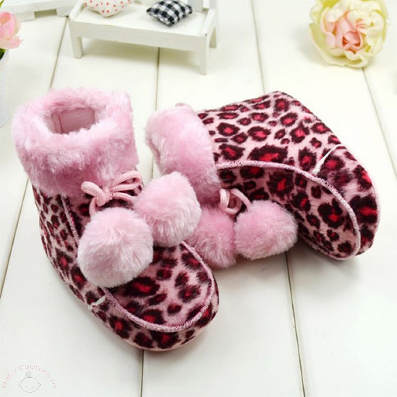 cute_animal_print_pink_fur_boots_2