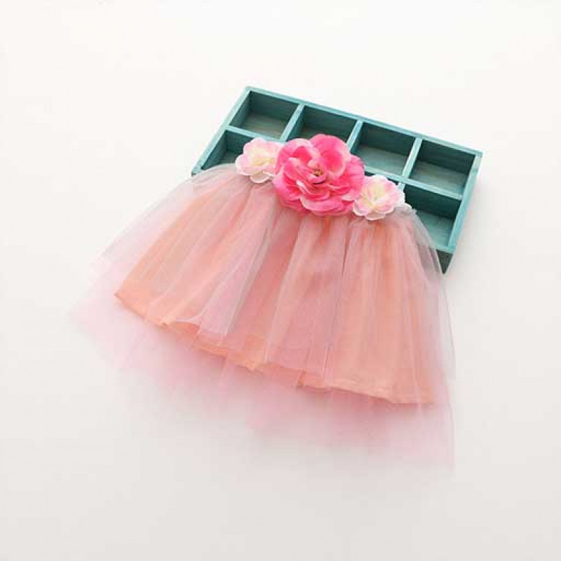 pinky-net-floral-brooch-skirt