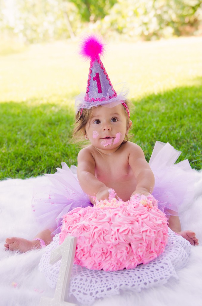 How to Choose Baby Birthday Dresses? - Baby Couture India