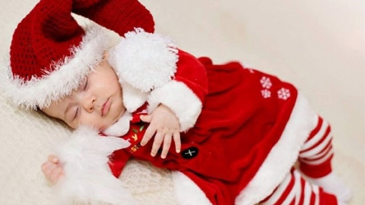 How to Dress your Baby for Christmas? - Baby Couture India